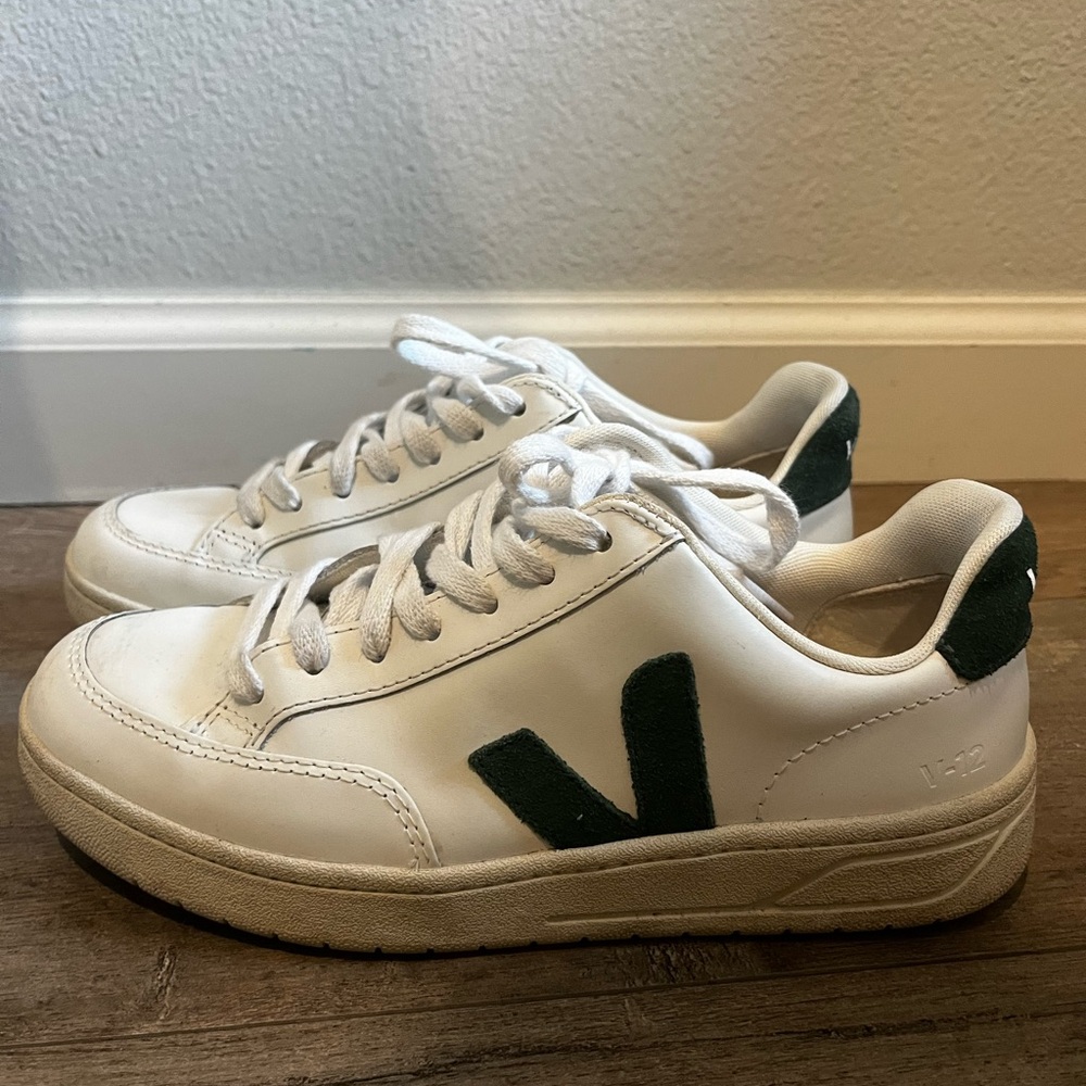 Veja White and Green Women's Shoes